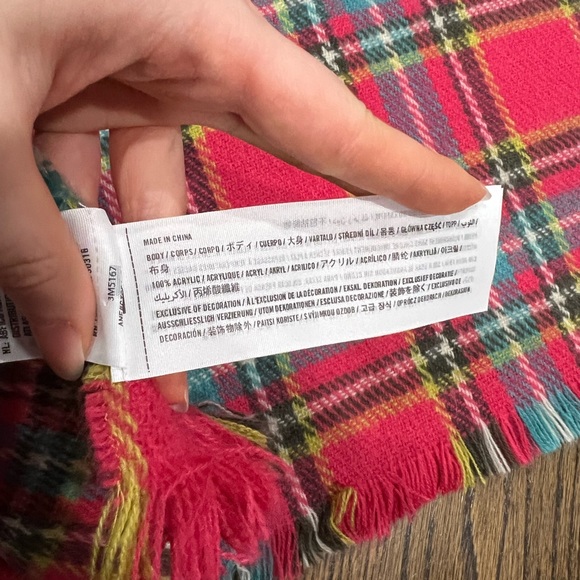 Like New Hollister Pink Plaid Blanket Scarf - Picture 2 of 4